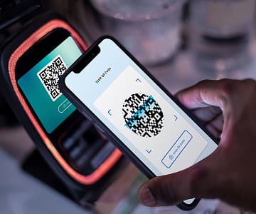 contactless payment using a smartphone